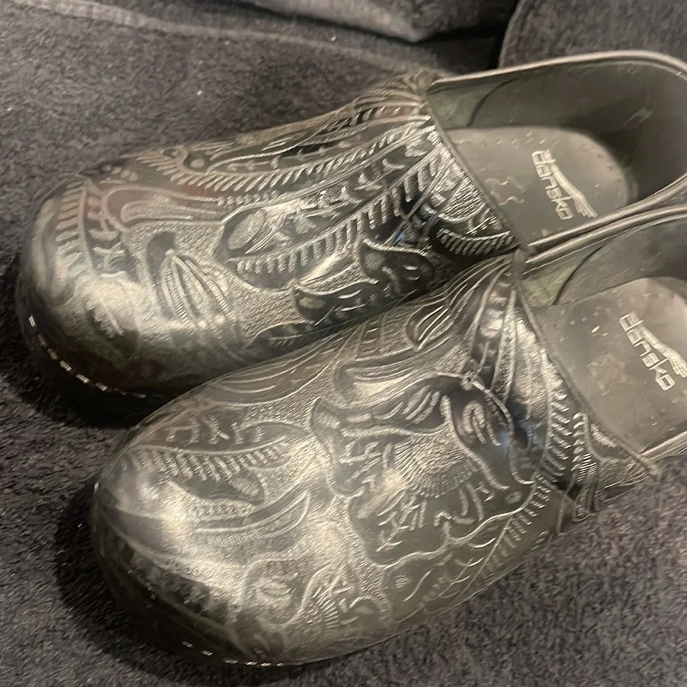 DANSKOS 40 worn twice - Picture 3 of 3
